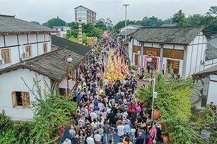 场均2.1分！麦克布莱德3年1300万合同逐年递减 起薪470万美元